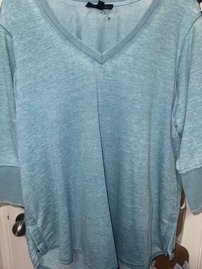 Jane and Delancey Light Blue V-Neck Tunic Top New Without Tags